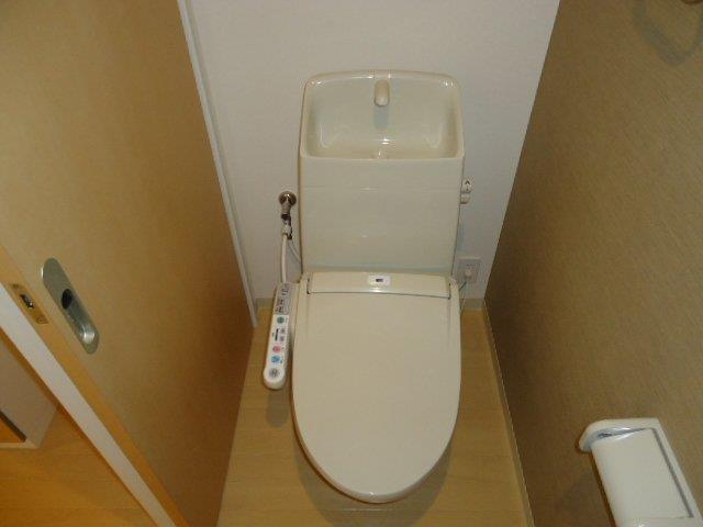 トイレ　シャワー付トイレ