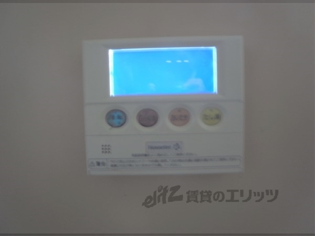 その他設備　給湯器リモコン
