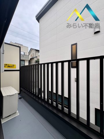 バルコニー　自社撮影写真