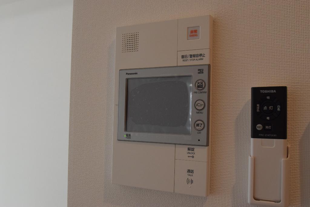 セキュリティ　カメラ付インターホン