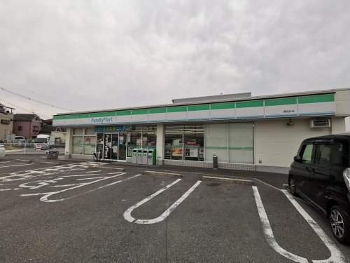 コンビニ　ファミリーマート 堺高松店（コンビニ）まで551m