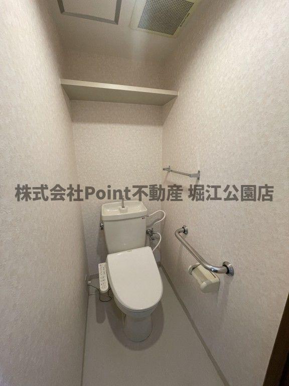 地下鉄谷町線 谷町六丁目駅 徒歩2分 10階建 築31年のトイレ写真