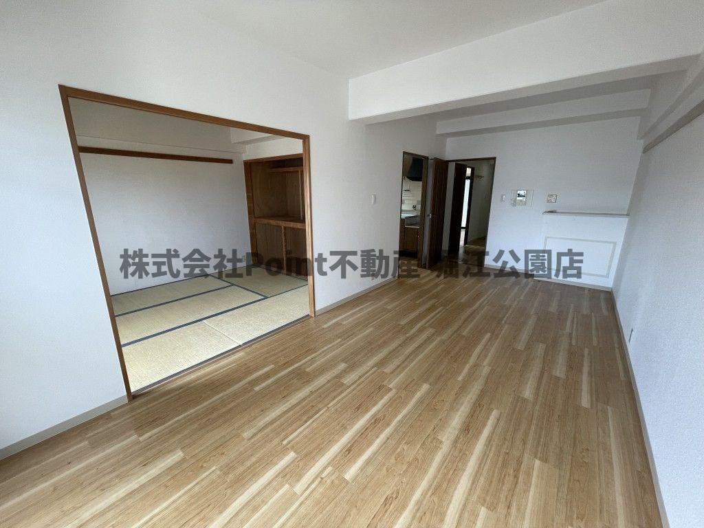 地下鉄谷町線 谷町六丁目駅 徒歩2分 10階建 築31年の居間写真