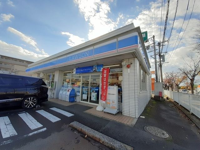 コンビニ　ローソン亀田四ツ興野店（コンビニ）まで860m
