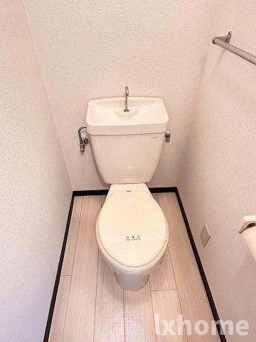 トイレ　トイレもきれいです