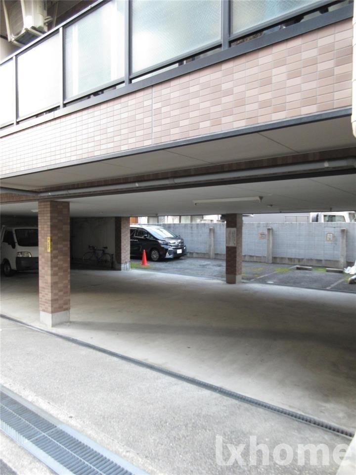 駐車場　駐車スペースもあります