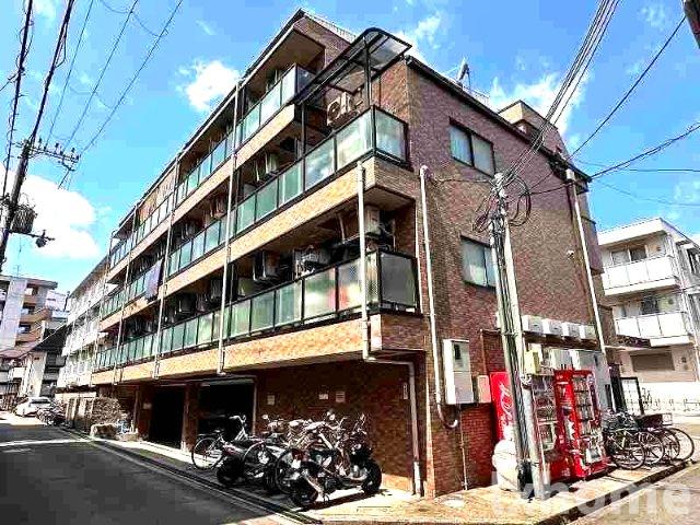 建物外観　外観は落ち着いています