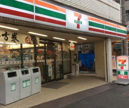 コンビニ　セブンイレブン 魚籃坂店（コンビニ）まで323m