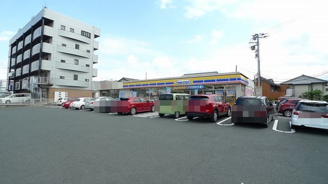 コンビニ　ミニストップ木更津朝日店（コンビニ）まで400m