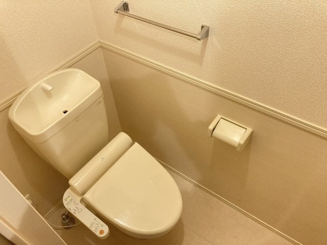 トイレ　別のお部屋の写真です