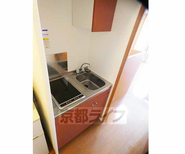 キッチン　コンパクトで使いやすいキッチンです