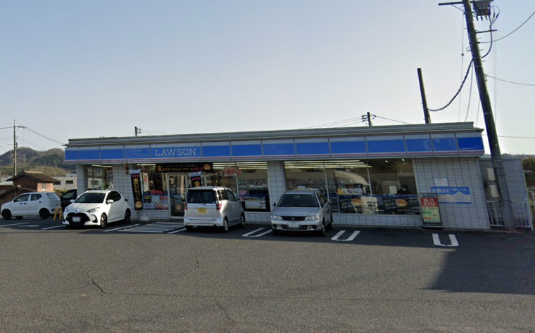 コンビニ　ローソン金光町店（コンビニ）まで907m