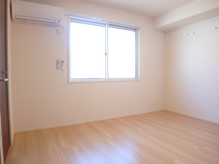 その他部屋・スペース　洋室6帖