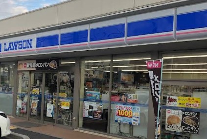 コンビニ　ローソン大門小入口店（コンビニ）まで363m