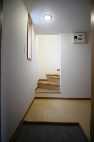 玄関　落ち着いた玄関です