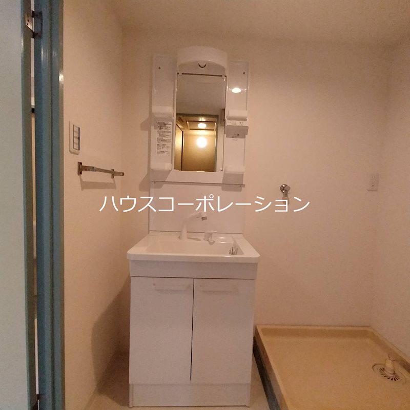 阪神本線 出屋敷駅 徒歩5分 3階建 築37年の内装写真