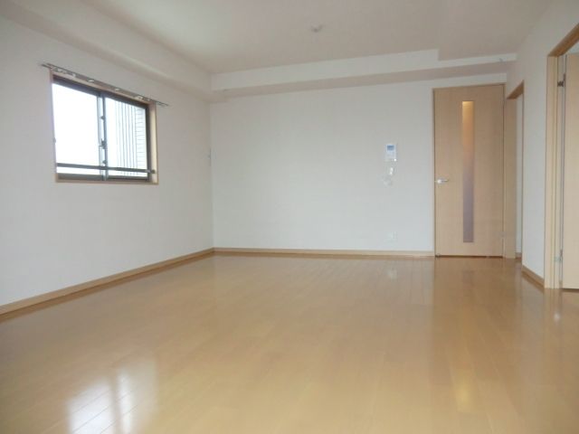 居室・リビング　角部屋２面採光16.4帖大型ＬＤＫ