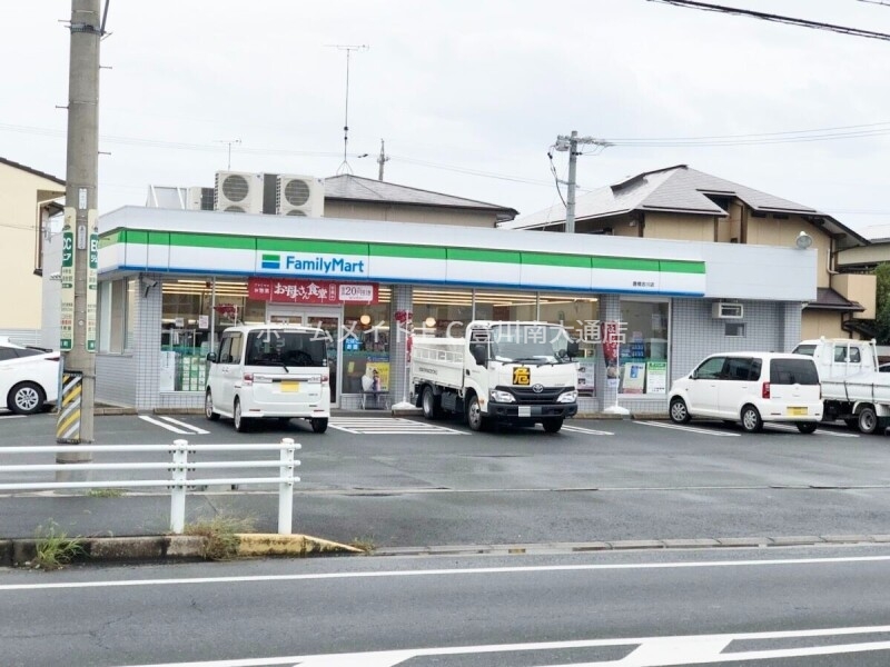 コンビニ　ファミリーマート豊橋吉川店（コンビニ）まで456m