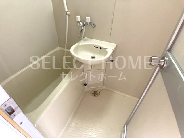 バス・シャワールーム　同型タイプ