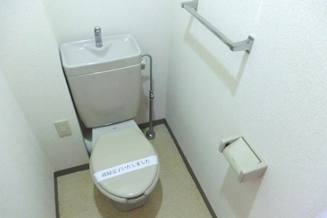 トイレ　★トイレ画像・電源コンセント設置しています★