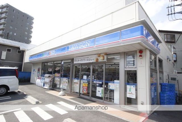 コンビニ　ローソン（コンビニ）まで1318m