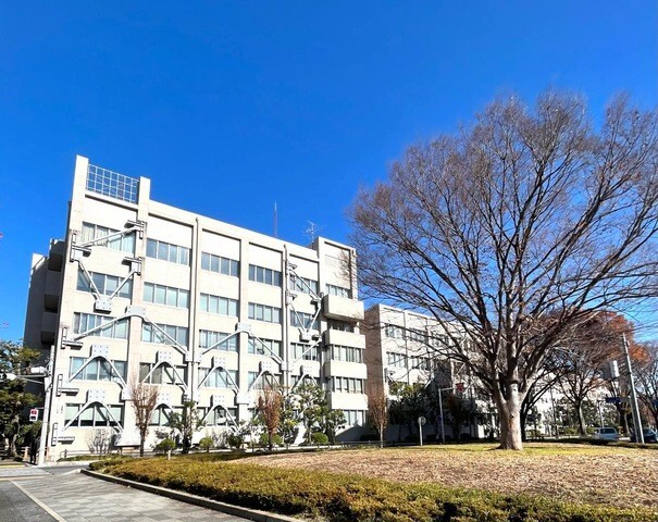 警察署・交番　埼玉県警察本部（警察署・交番）まで375m
