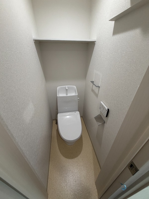 F asecia copperのトイレ写真