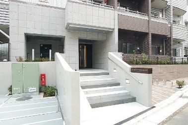 エントランス　グランドコンシェルジュ上池袋　豊島区上池袋1