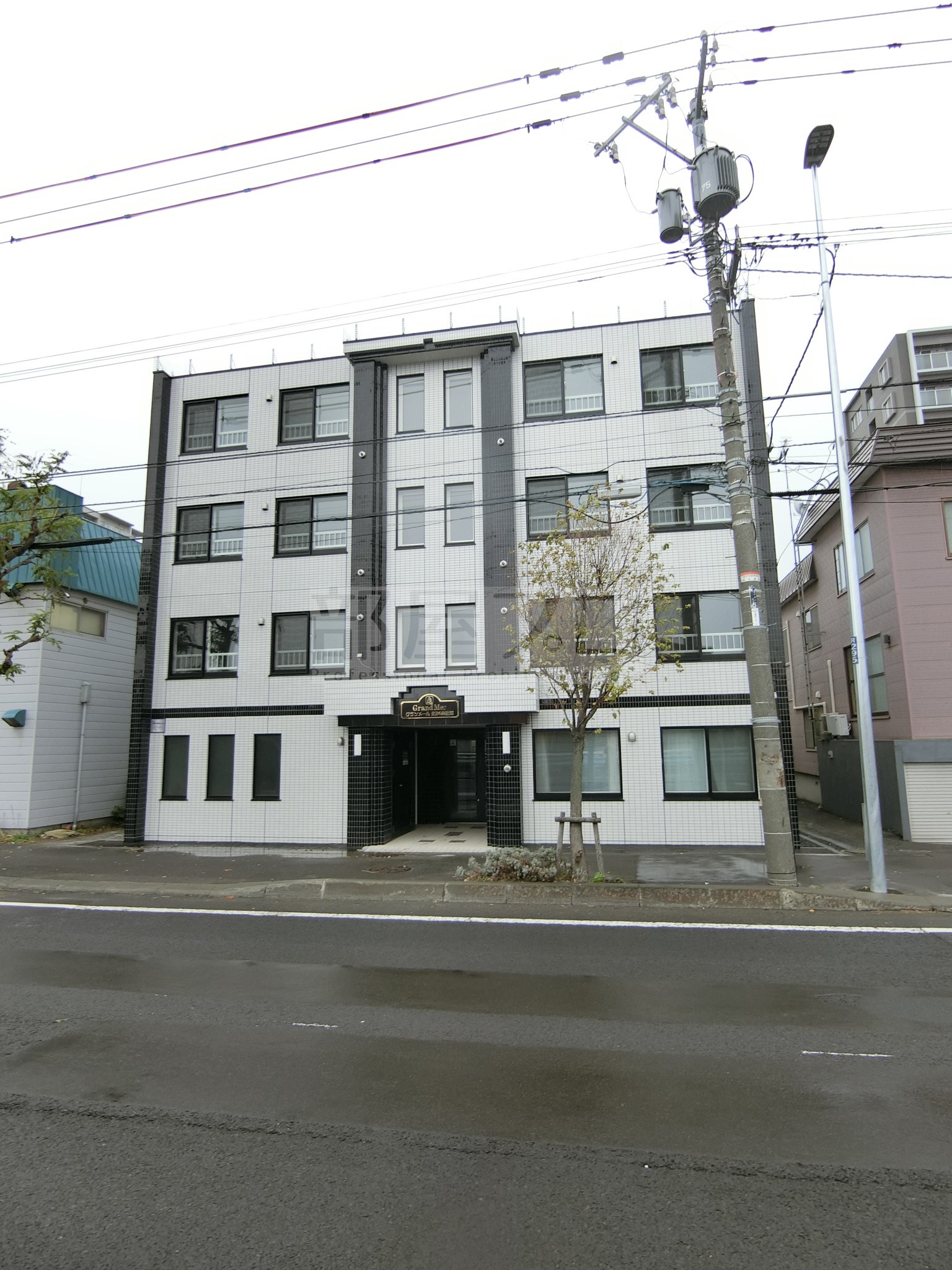 地下鉄南北線 北２４条駅 徒歩3分 築9年