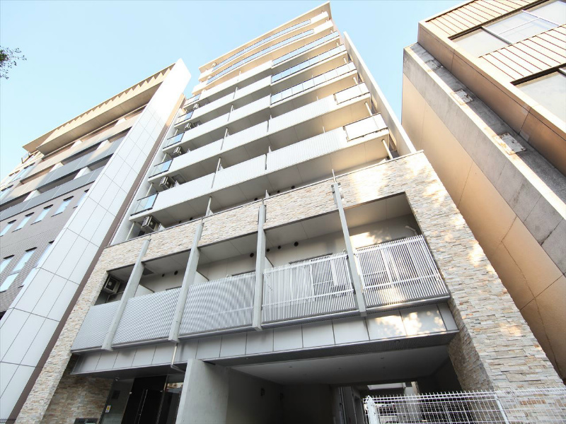 建物外観　外観　オートロック付　宅配ＢＯＸ有り　防犯カメラ有り