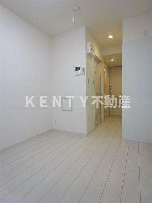 リブリ・彩縁の居間写真