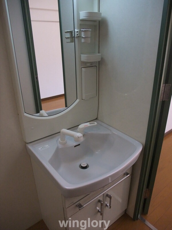 ロイヤル渡辺通の内装写真