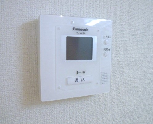 セキュリティ　モニター付きインターホン
