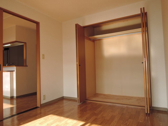 サンコーポ 塩河 Aの内装写真