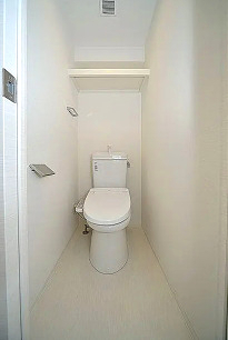トイレ　別部屋反転写真