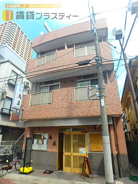 建物外観　駅徒歩１分の生活になれる覚悟はありますか？？