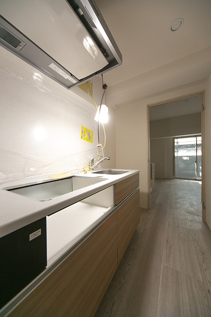 キッチン　※写真は同タイプ住戸です。