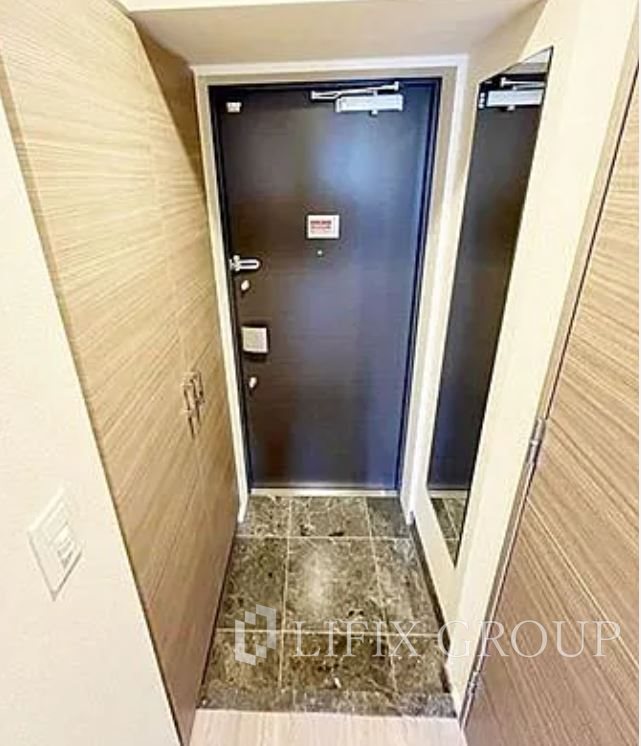 エスジーコート大塚駅前の玄関写真