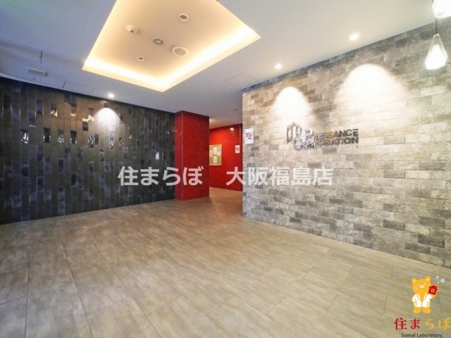 エントランス　共用部の印象も大切に