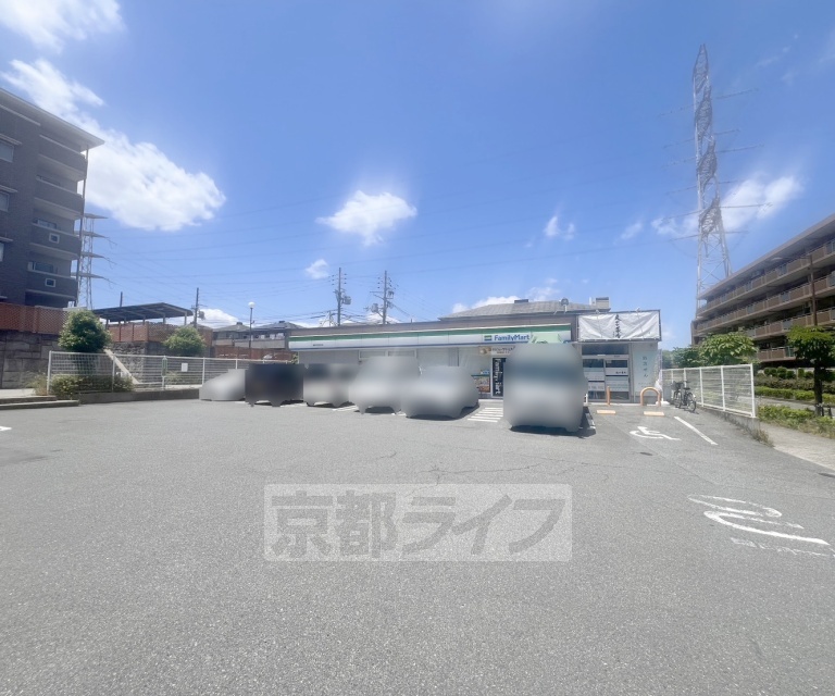 コンビニ　ファミリーマート　精華学研都市店（コンビニ）まで1064m