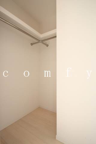 収納　ウォークインクローゼット