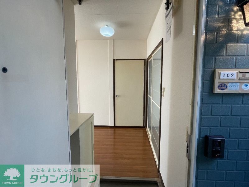 玄関　お問合せはタウンハウジングまで！※現地待合わせ相談可能