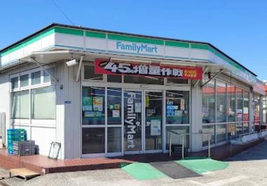 コンビニ　ファミリーマート MG川崎昭和店（コンビニ）まで457m