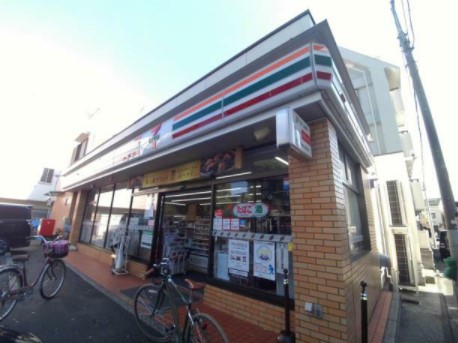コンビニ　セブンイレブン 世田谷赤堤2丁目店（コンビニ）まで427m