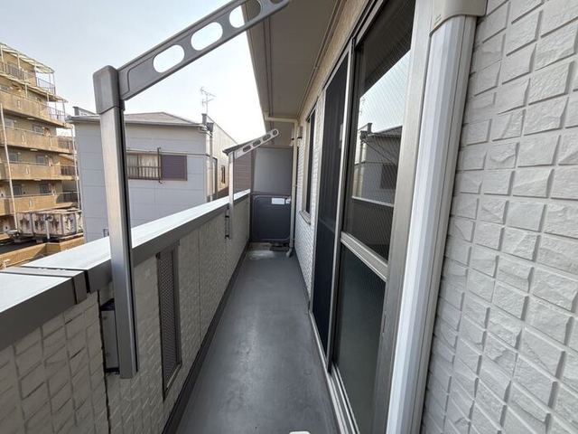 地下鉄四つ橋線 岸里駅 徒歩7分 3階建 築19年の内装写真