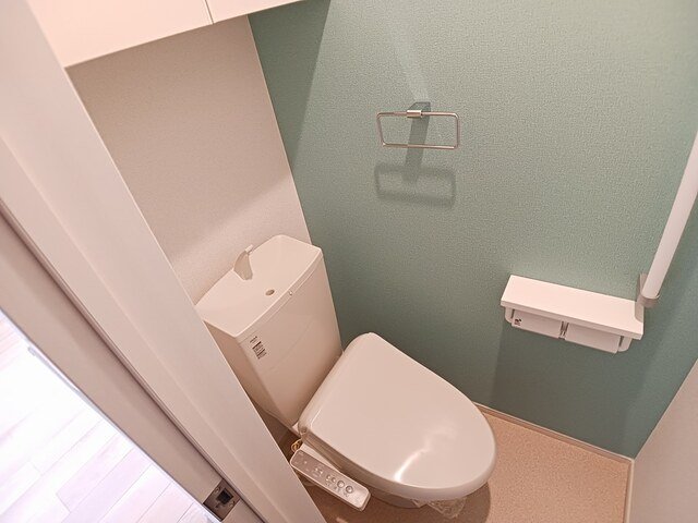 トイレ　トイレもきれいです