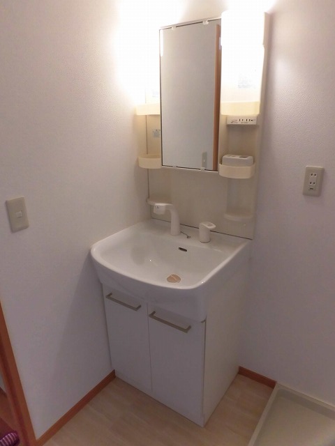 洗面設備　洗髪洗面化粧台