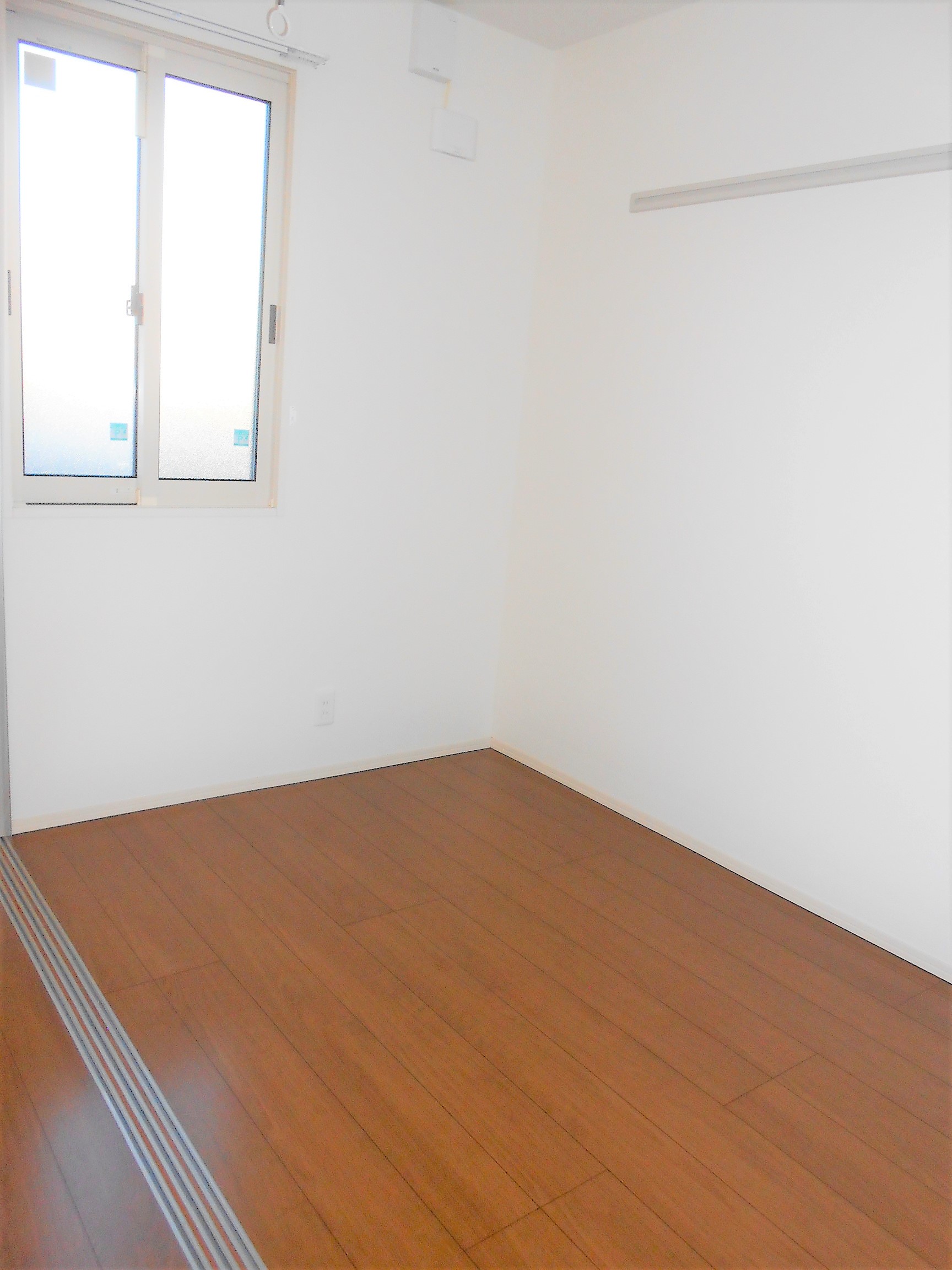 その他部屋・スペース　3帖の洋室です！寝室に最適です☆