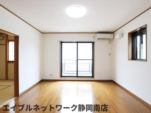 居室・リビング　使いやすいリビングです