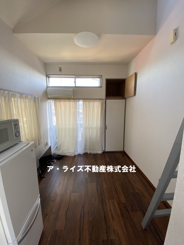 Prime折尾の居間写真